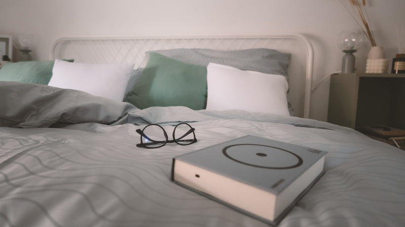 Výhody čítania pred spaním