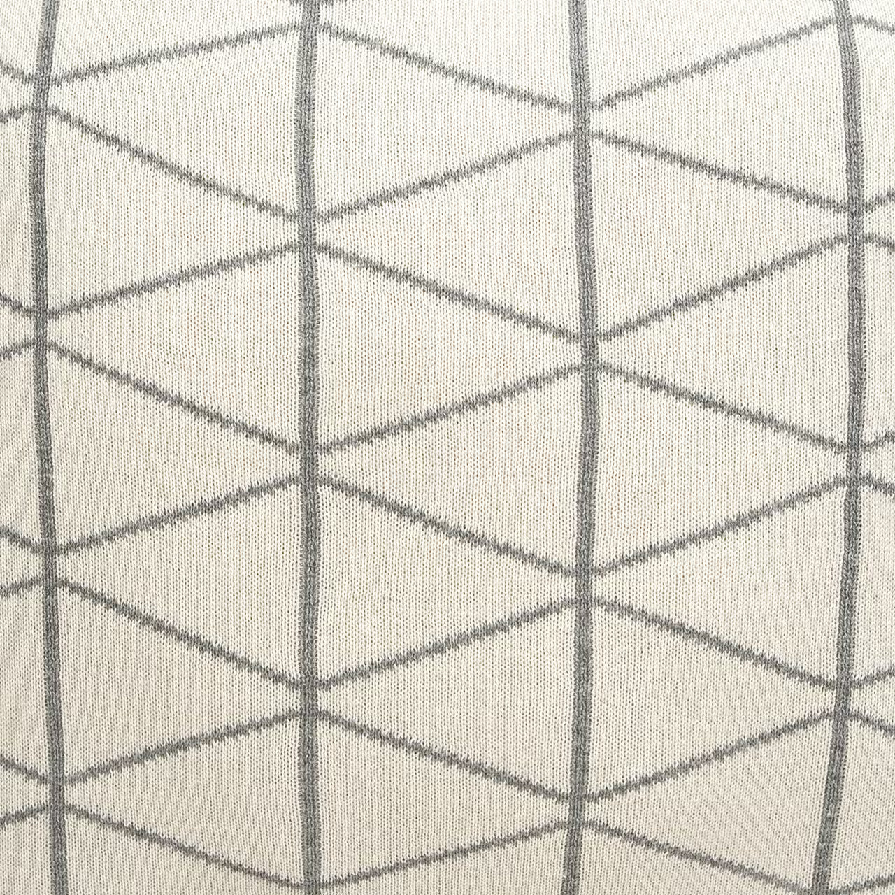 Dekoračný návlek pletený DESIGN geo smotanová sivá