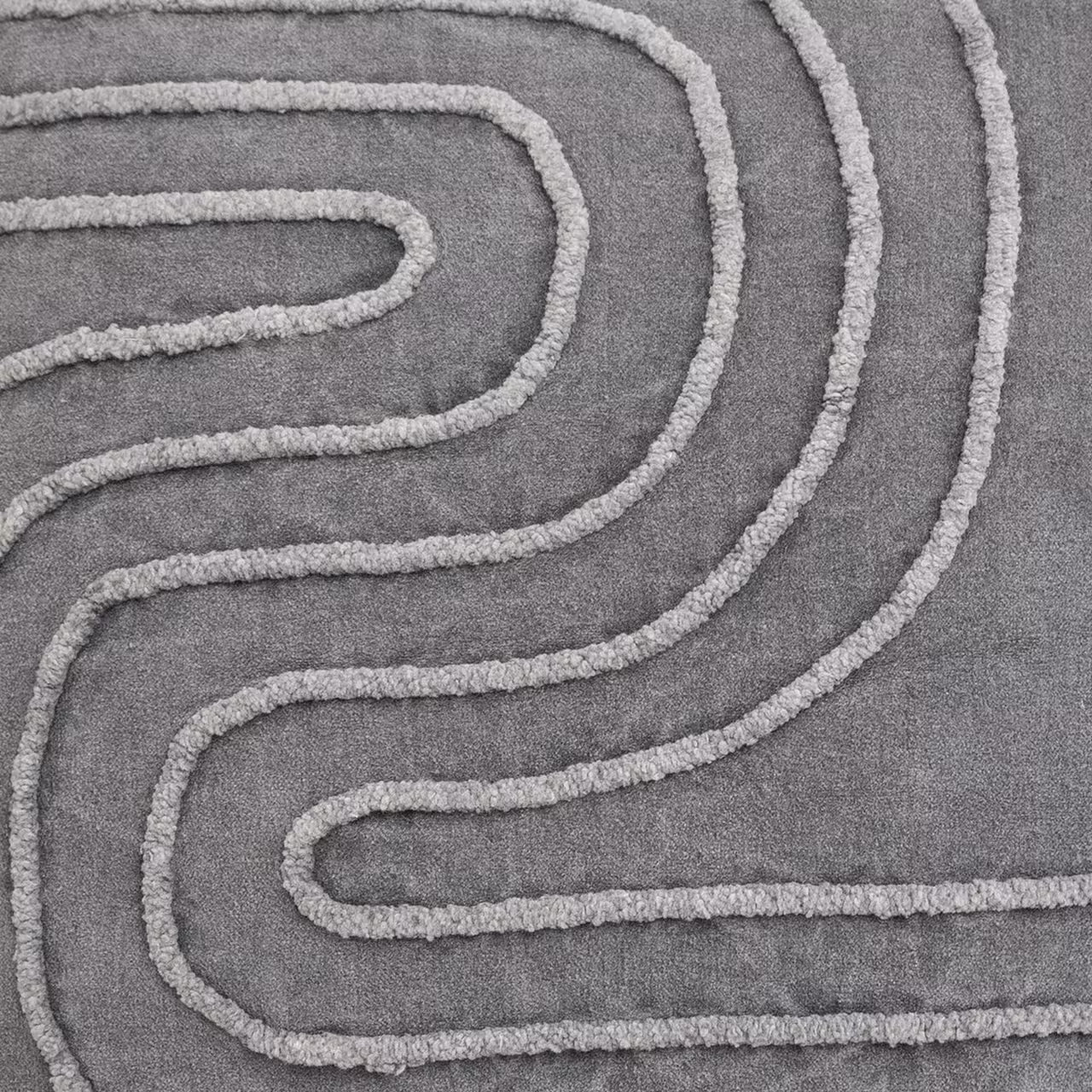 Dekoračný návlek COTTON VELVET krivky sivá