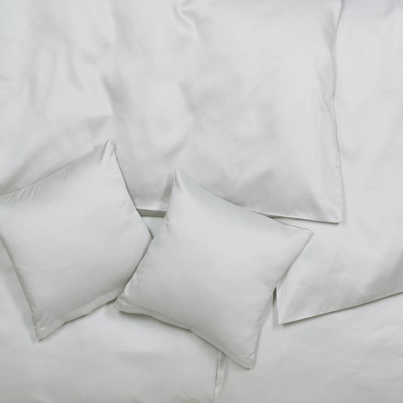 Obliečky SATÉN TENCEL PLUS svetlá sivá