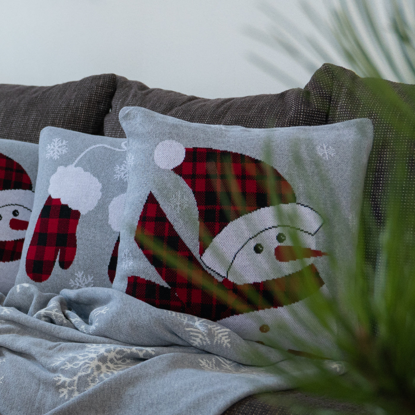 Dekoračný návlek pletený DESIGN snehuliak