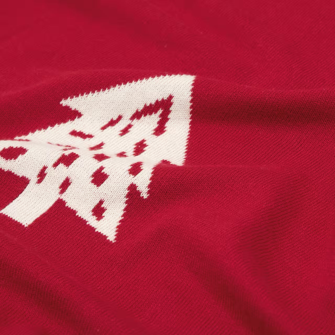 Deka pletená DESIGN stromčeky červená biela