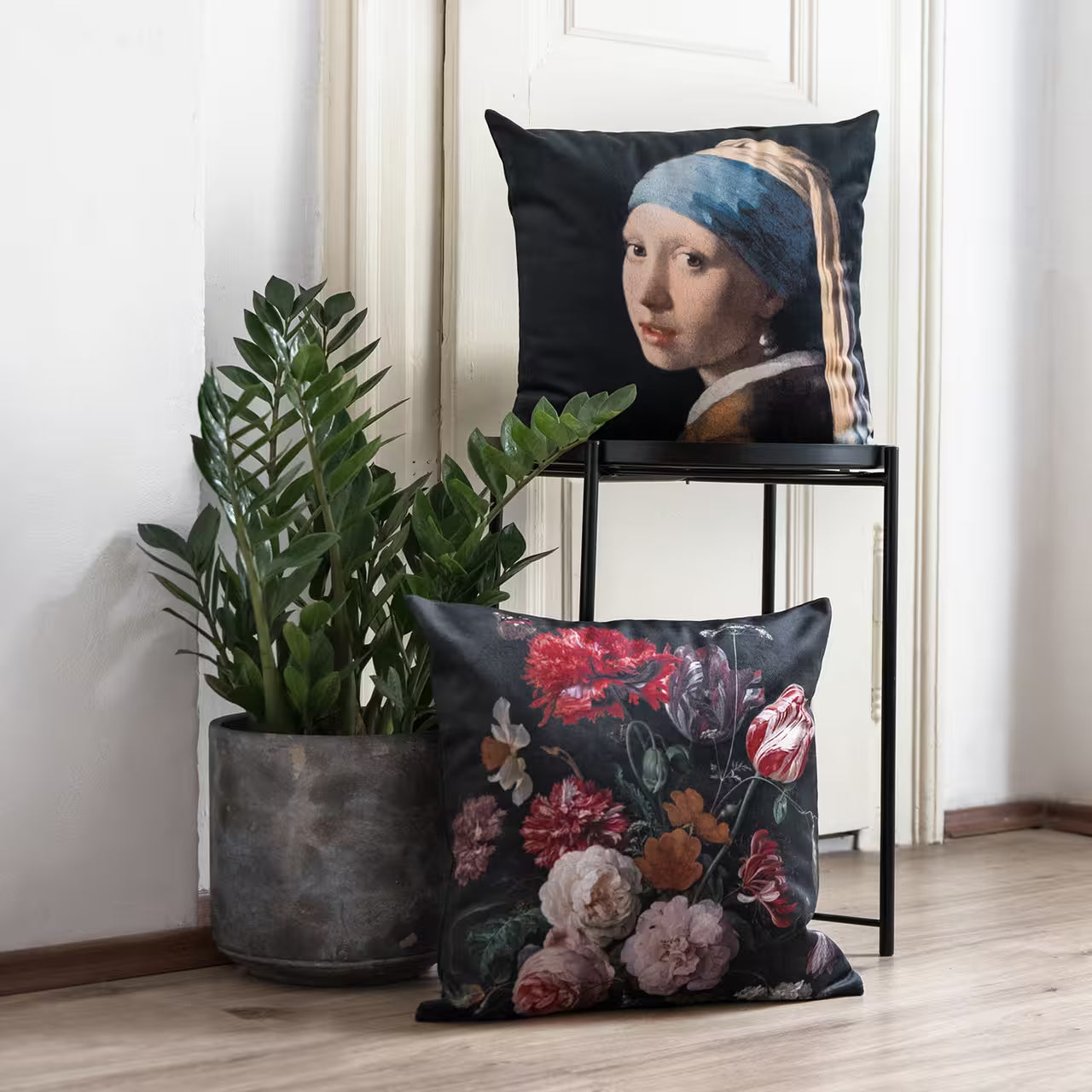 Dekoračný návlek ART VELVET Vermeer - dievča s perlou