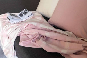 Deka pletená DESIGN káro ružová smotanová