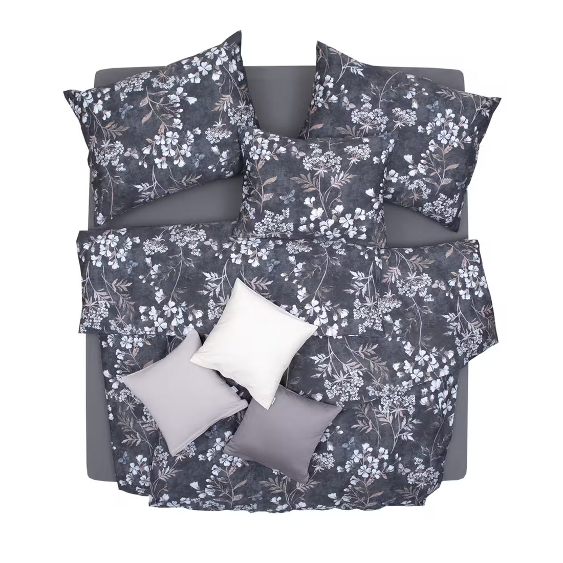 Obliečky SATÉN DESIGN avita tmavá sivá