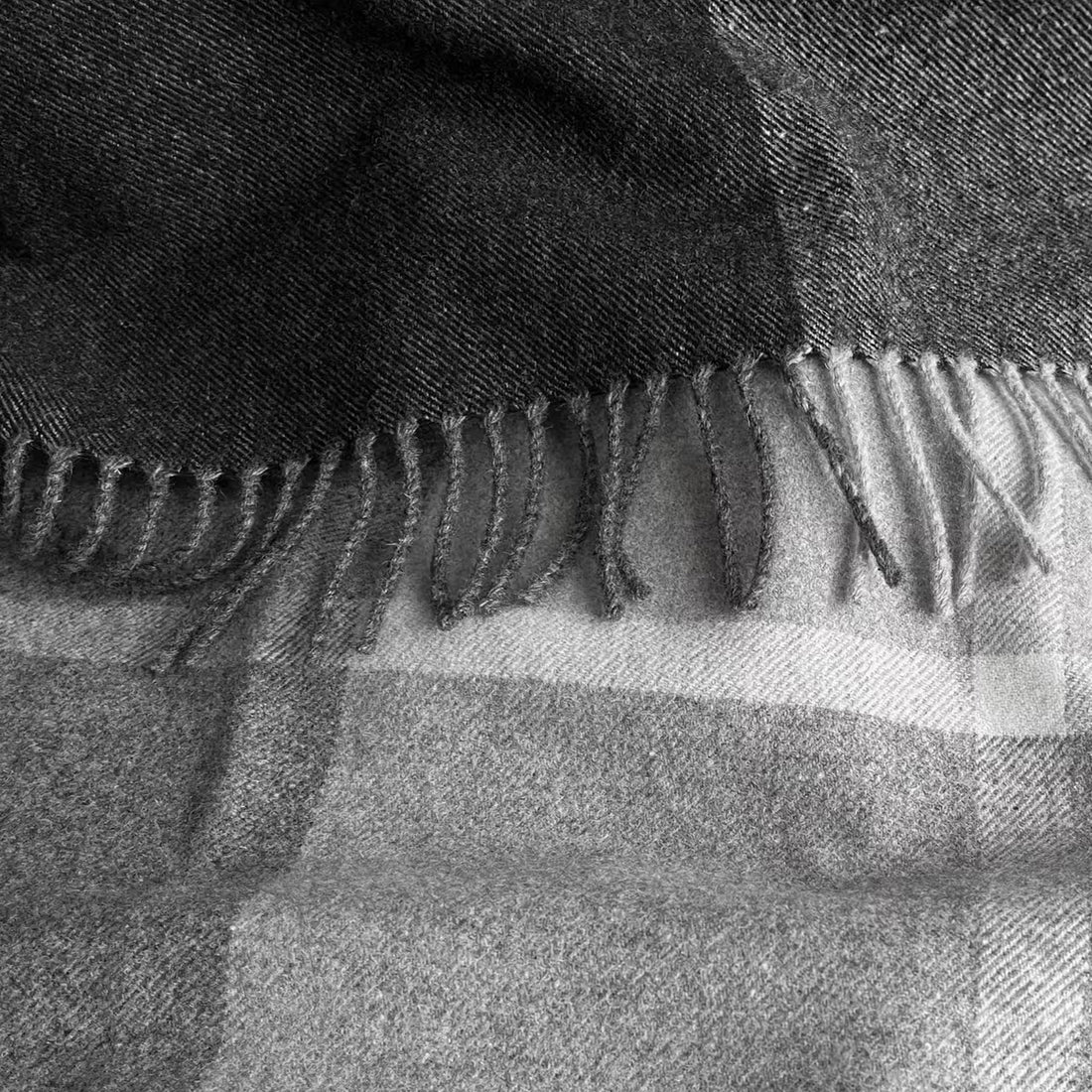 Deka vlnená DELI WOOL kocka sivá