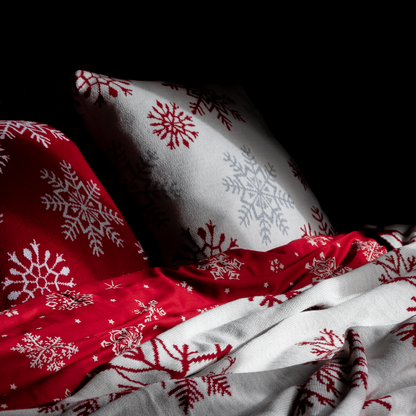 Dekoračný návlek pletený DESIGN veľké vločky smotanová