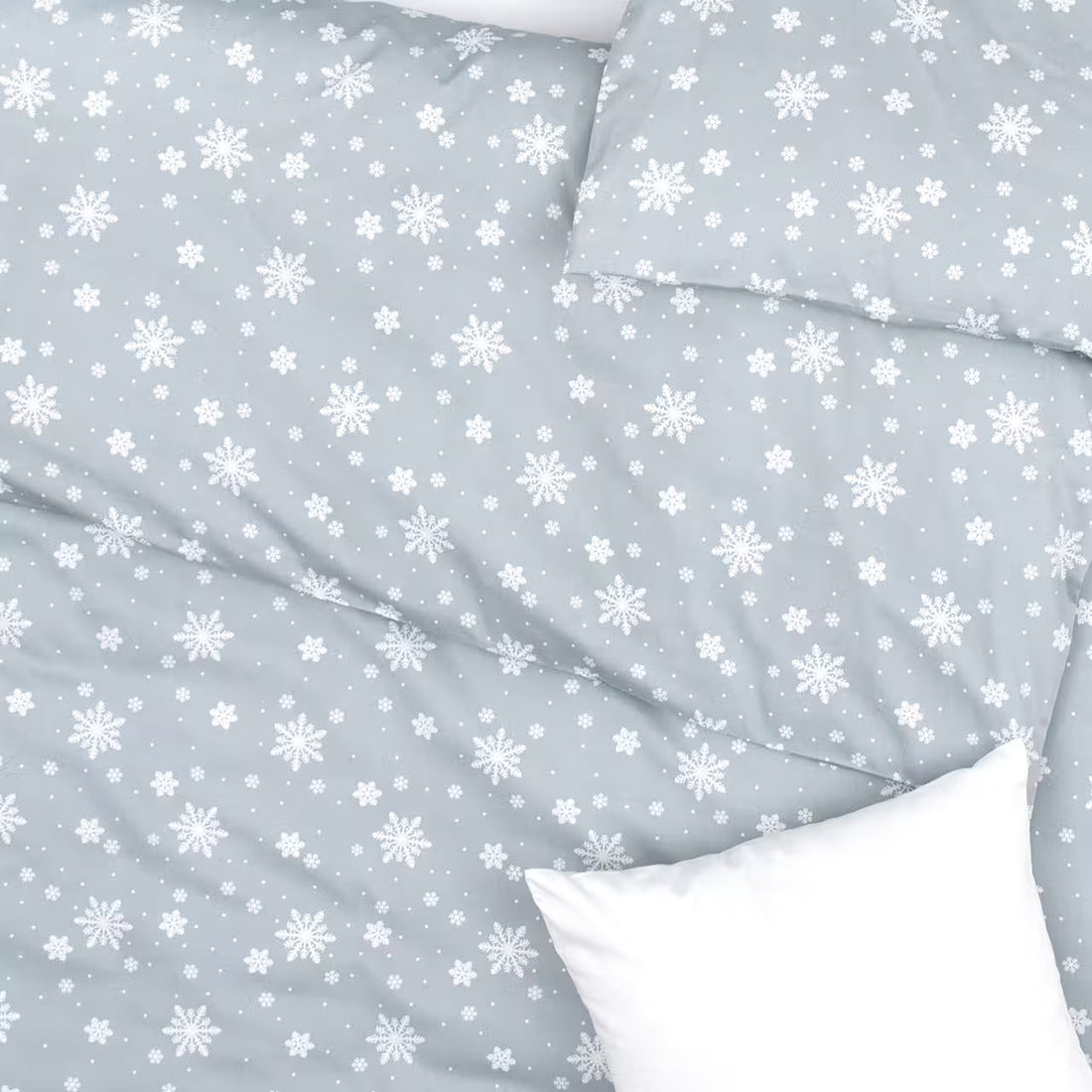 Obliečky FLANEL vločky sivá biela