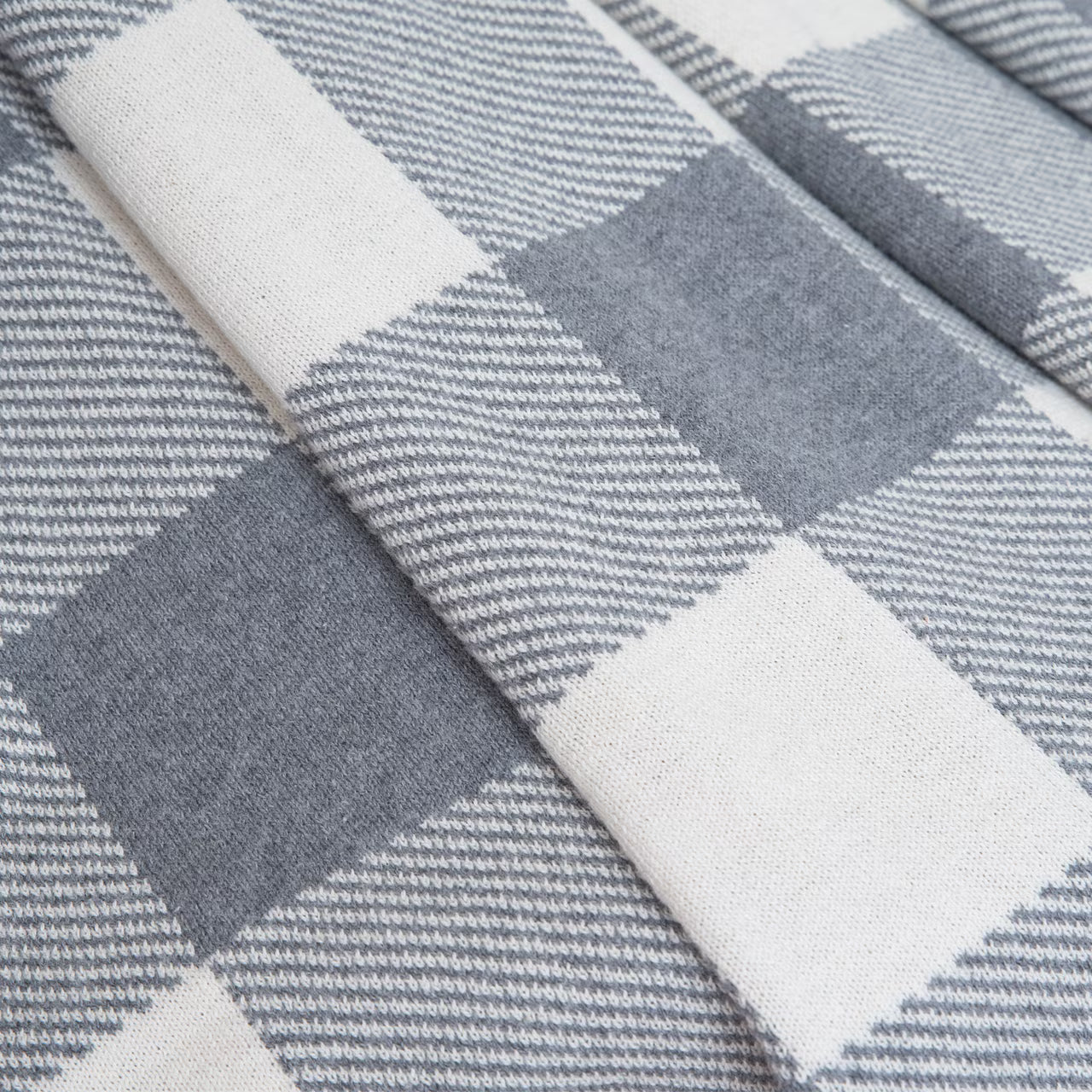 Deka pletená DESIGN kocky smotanová sivá