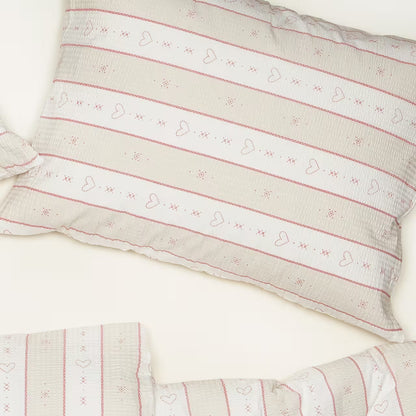 Obliečky KREP pruhy srdcia