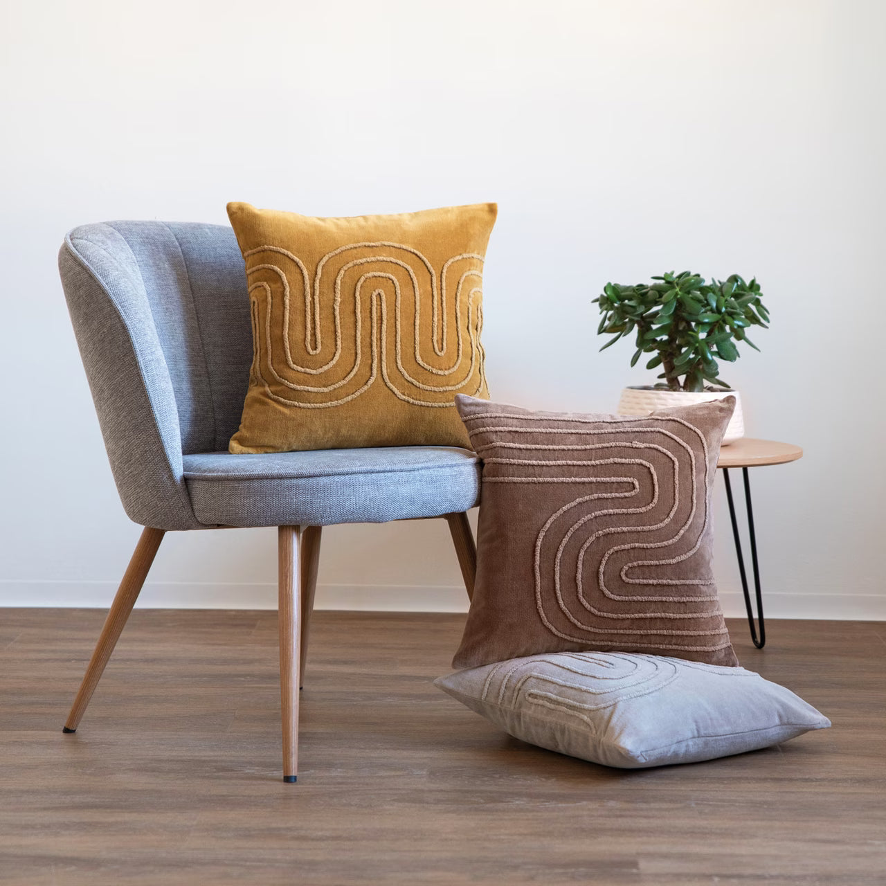 Dekoračný návlek COTTON VELVET krivky hnedá