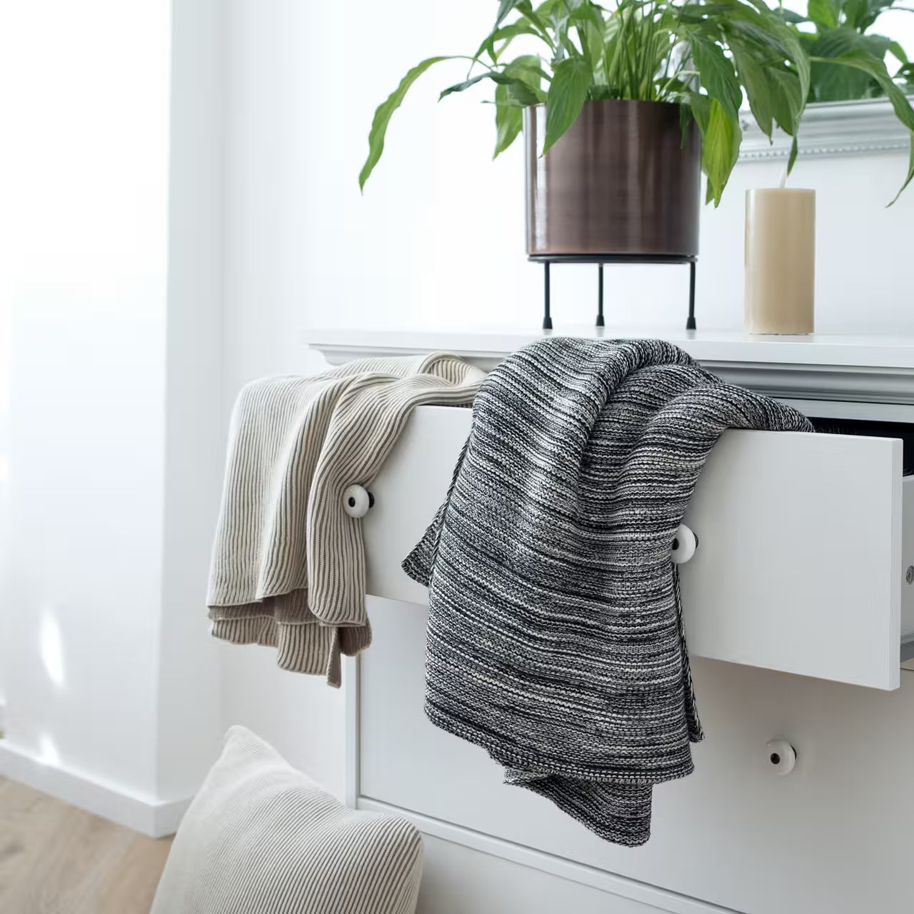 Deka pletená MELANGE melír čierna