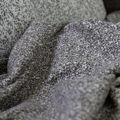 Deka pletená DESIGN ombre hneda