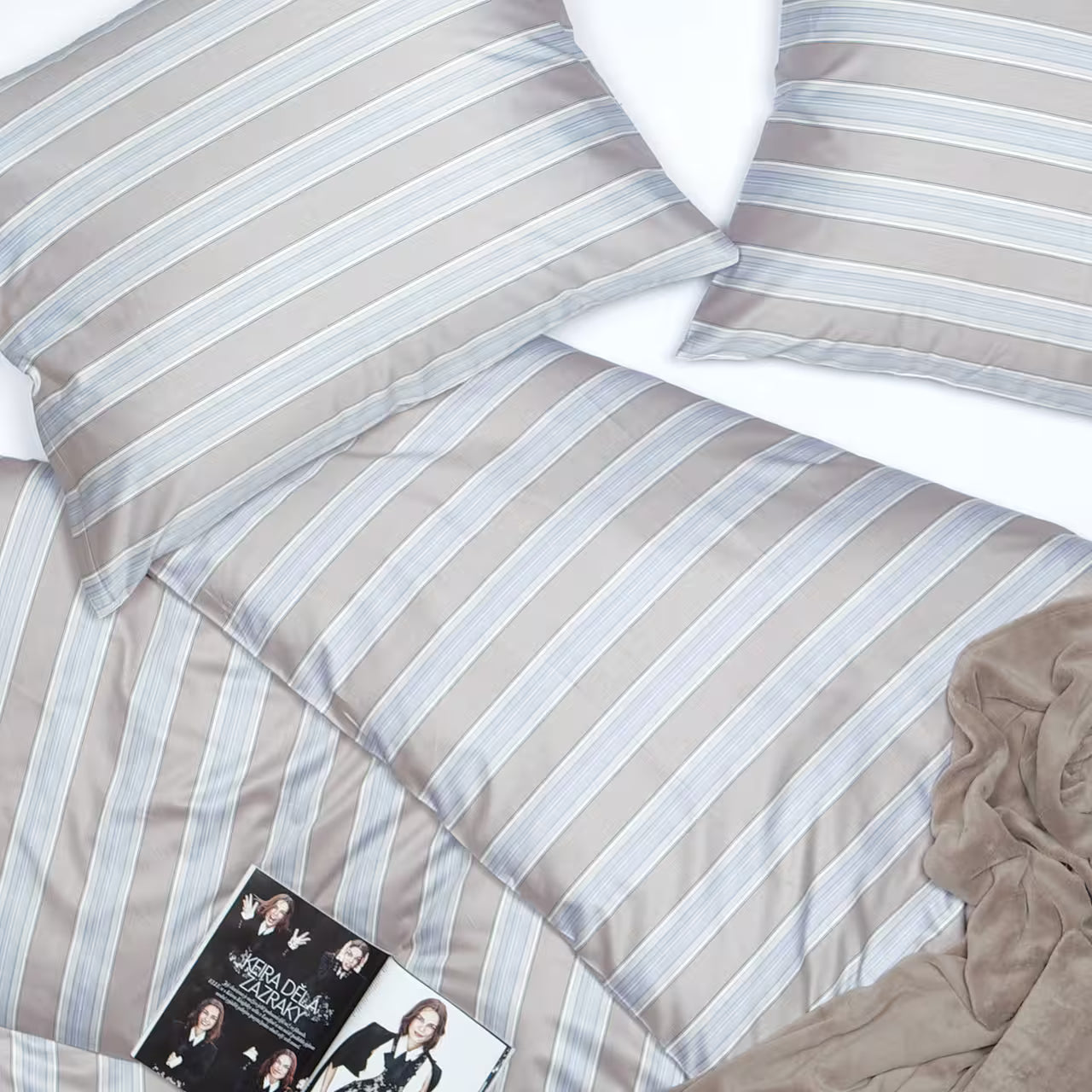 Obliečky SATÉN PLUS pruhy béžová