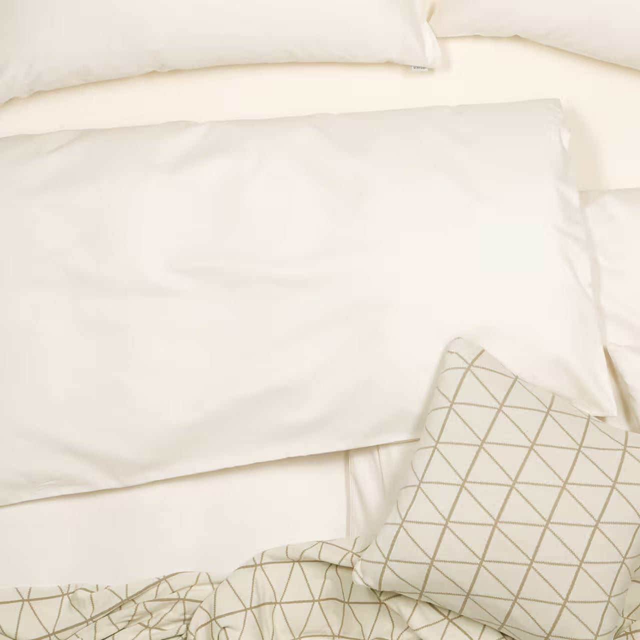 Obliečky SATÉN PLUS smotanová