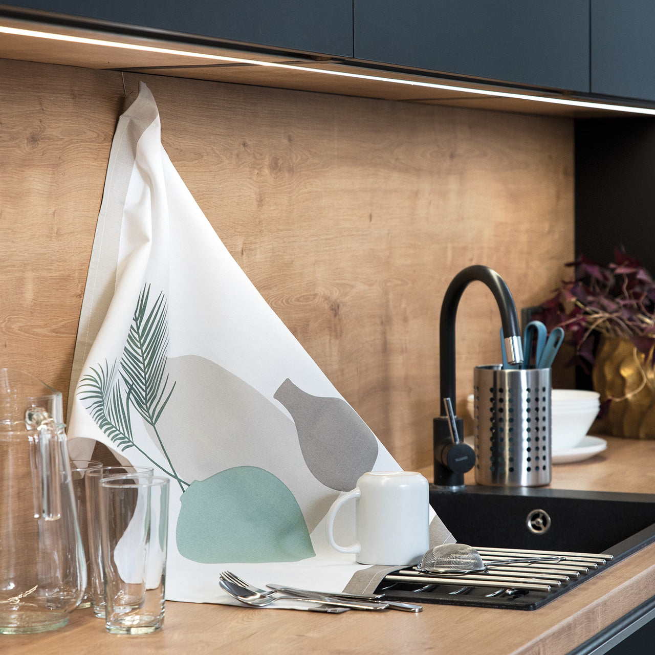 Utierka DEKORO tri vázy