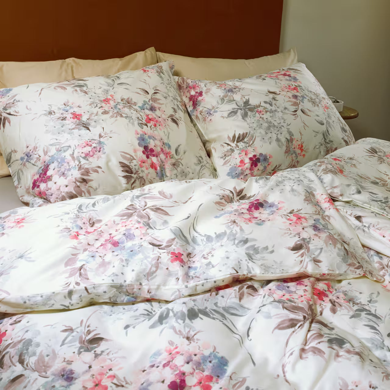 Obliečky SATÉN DESIGN violet smotanová