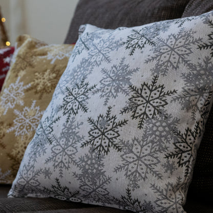 Dekoračný návlek MOTIV vločky biela sivá