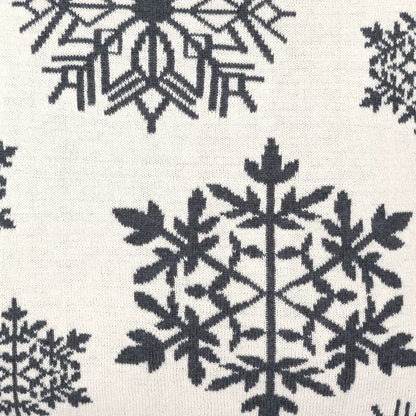 Dekoračný návlek pletený DESIGN vločky smotanová sivá