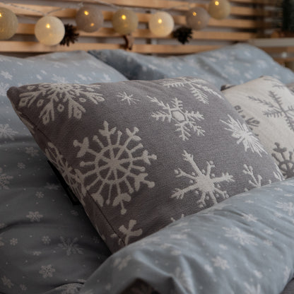 Dekoračný návlek WINTER vločky sivá biela