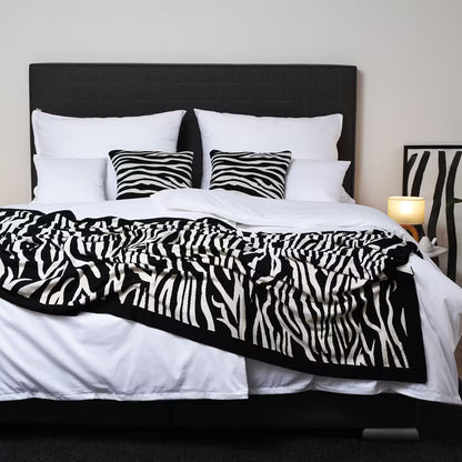 Deka pletená DESIGN zebra